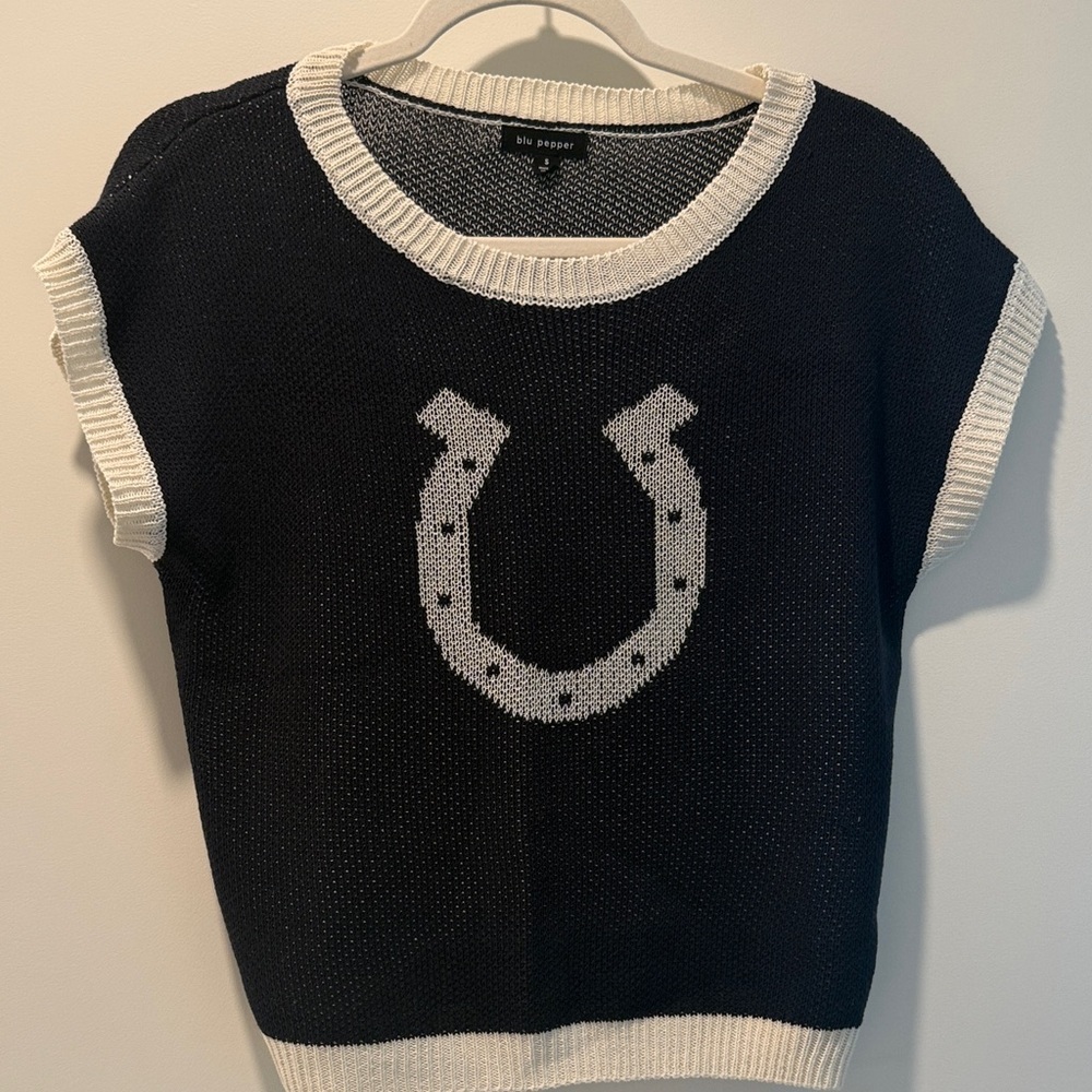 NWOT Blu Pepper Horseshoe Knit Vest - Picture 3 of 4